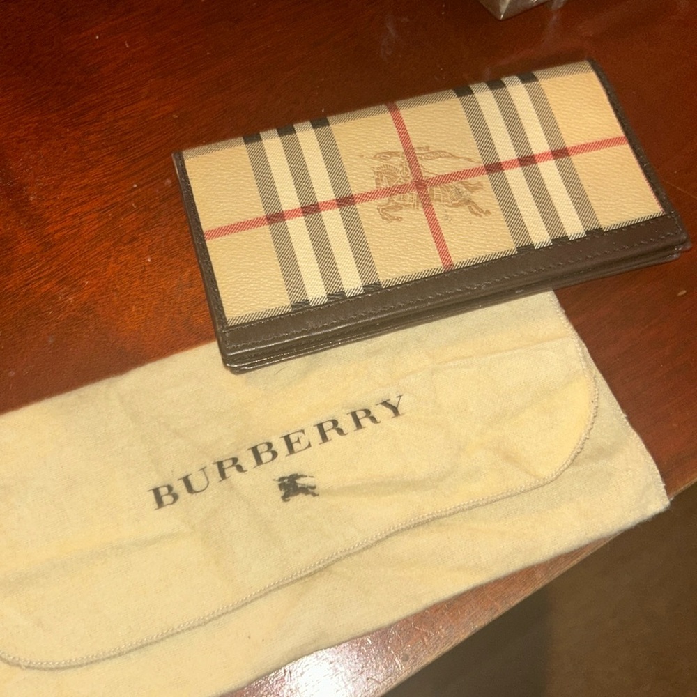 Burberry card holder wallet